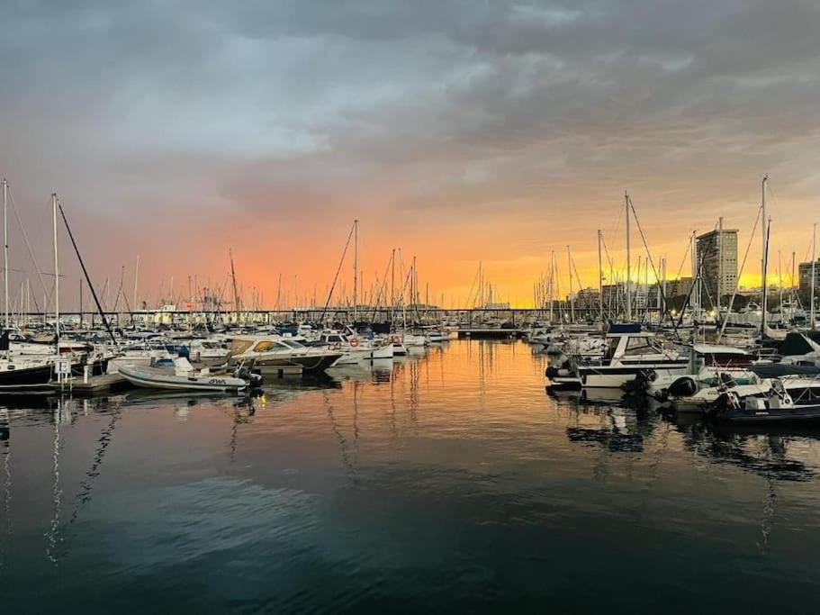 Carpediem Apart Alicante Centro Bajo A Exterior photo